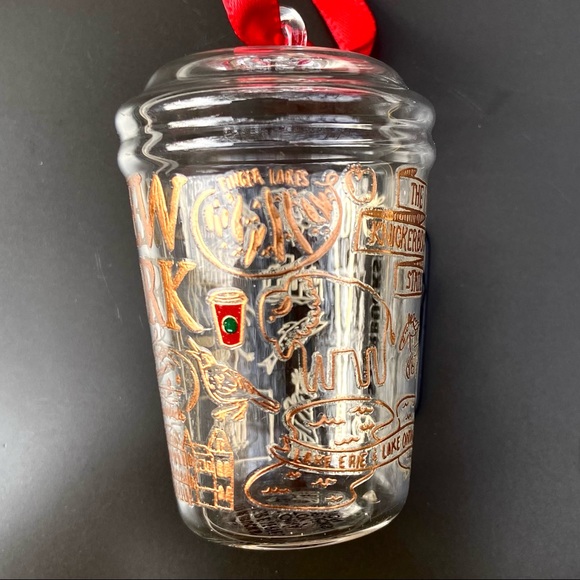 ♥️NEW♥️Starbucks 2021 Holiday NEW YORK Metallic Gold Christmas Tree Ornament - Picture 3 of 5